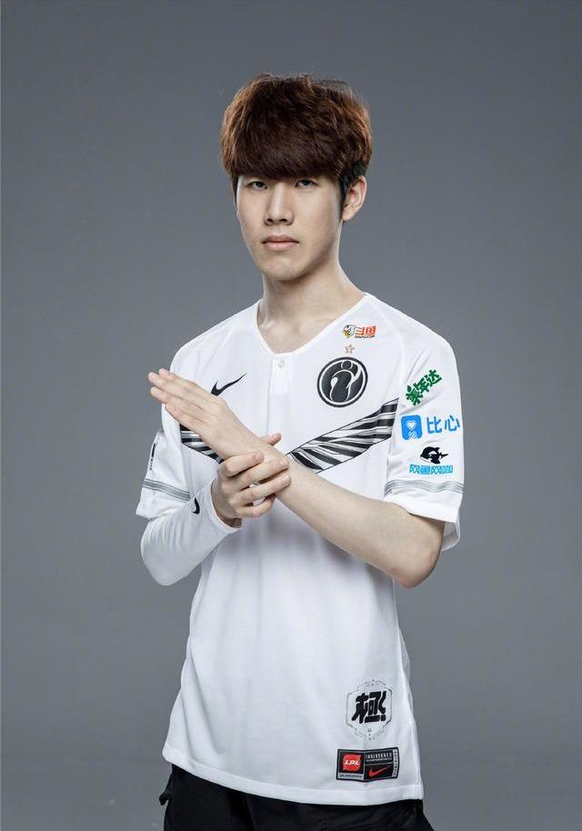 杜兰特的两 杜兰特的两