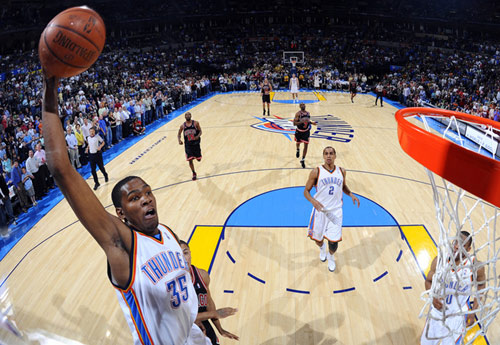 首季尚能靠 首季尚能靠