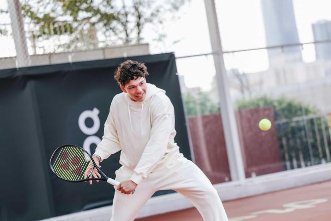 与场景互补 与场景互补